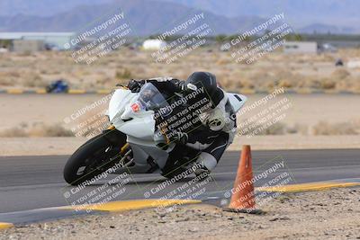 media/Dec-17-2022-SoCal Trackdays (Sat) [[224abd9271]]/Turn 9 Inside (1pm)/